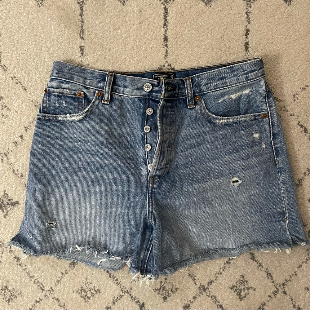Abercrombie & Fitch High Rise 4” Short